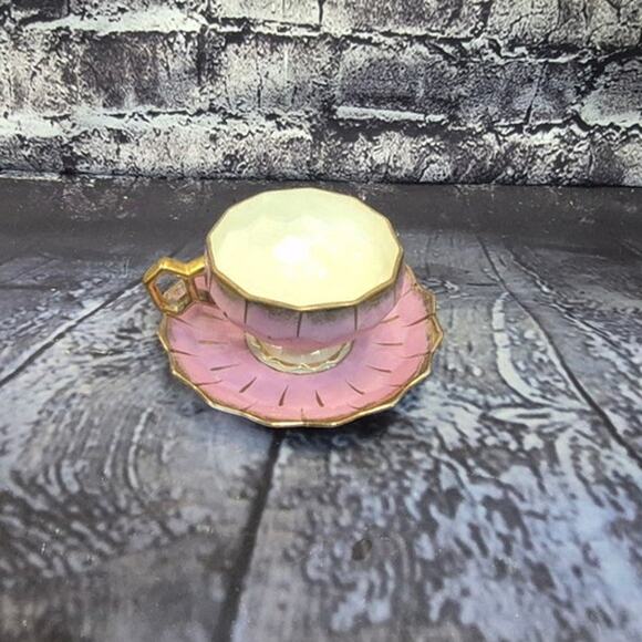 Ucagco Pink Iridescent Tea Cup and Saucer Made in Japan - Picture 2 of 7